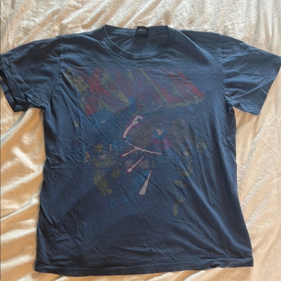 Vintage Marvel Graphic T-Shirts Set, Size M, Except the White Shirt is a L. - Picture 5 of 7